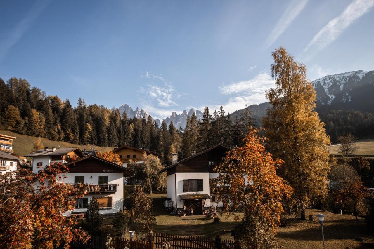Hotel Fines Funes  Exterior photo